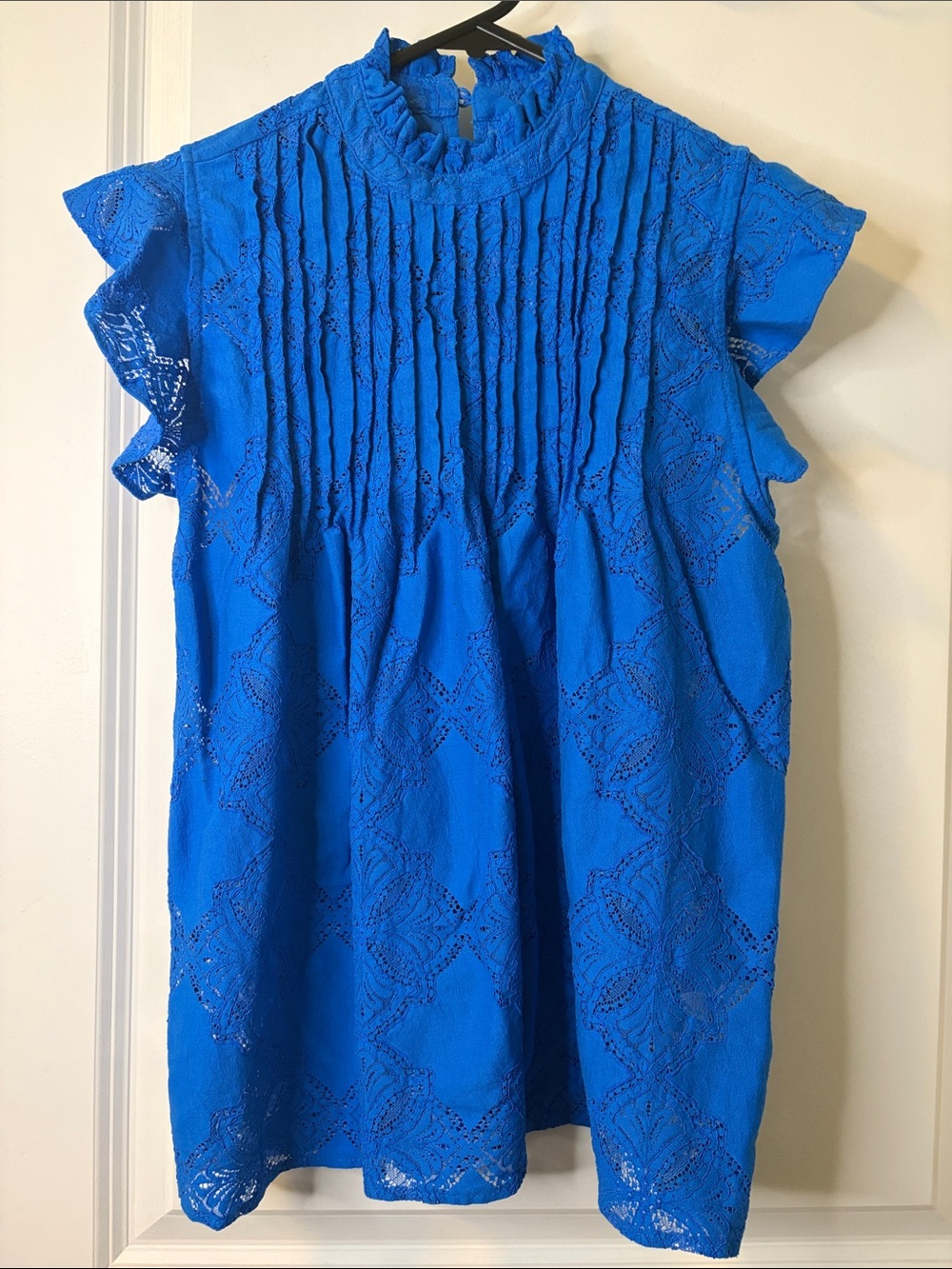 Reitmans Cobalt Blue Eyelet Pintuck Blouse with Ruffle Sleeves
